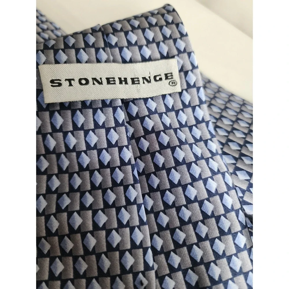 Stonehenge Mens Blue Grey Geometric Diamond Pattern 100% Silk Handmade Necktie